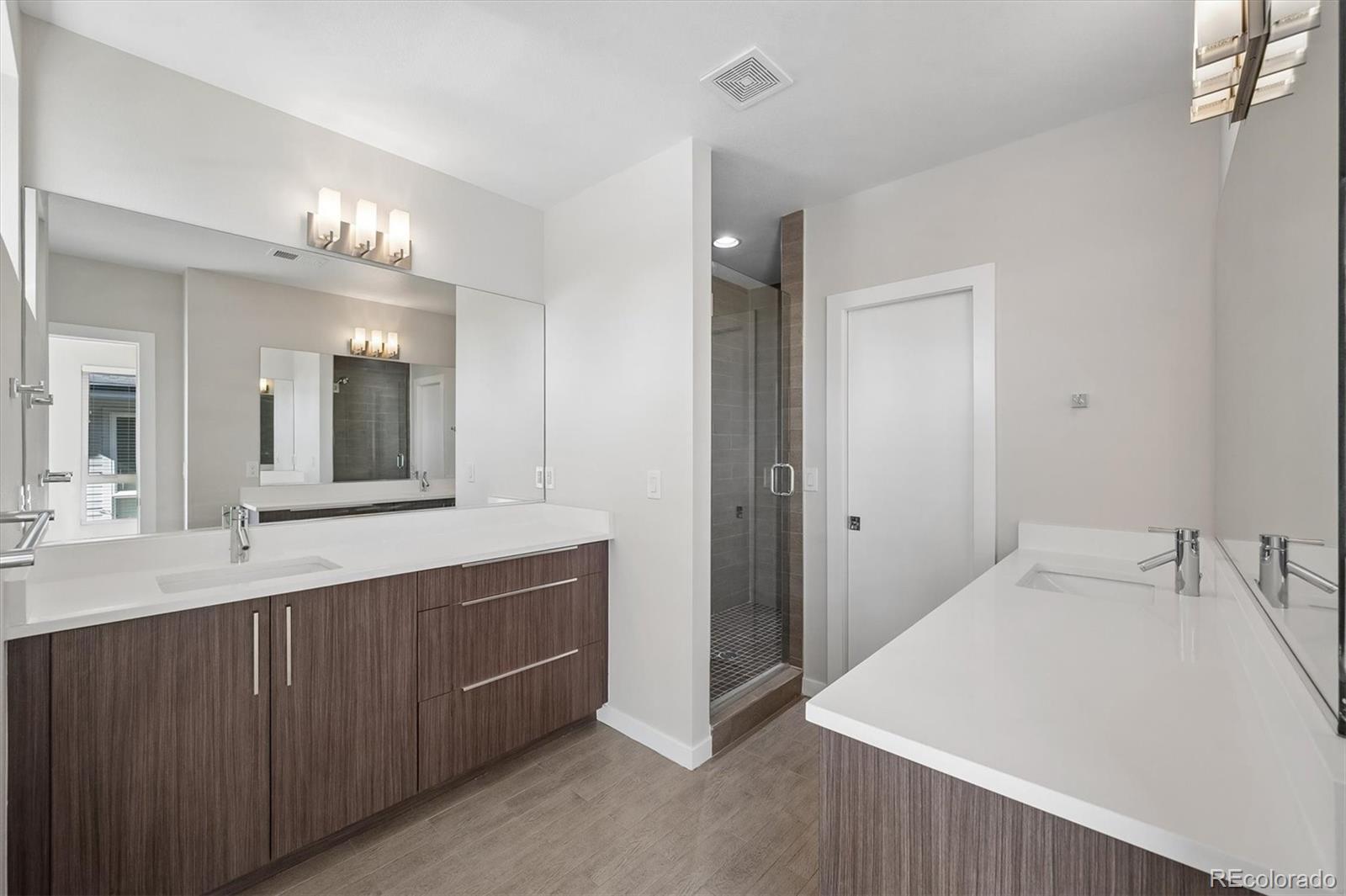 MLS Image #28 for 3215 s dahlia street,denver, Colorado