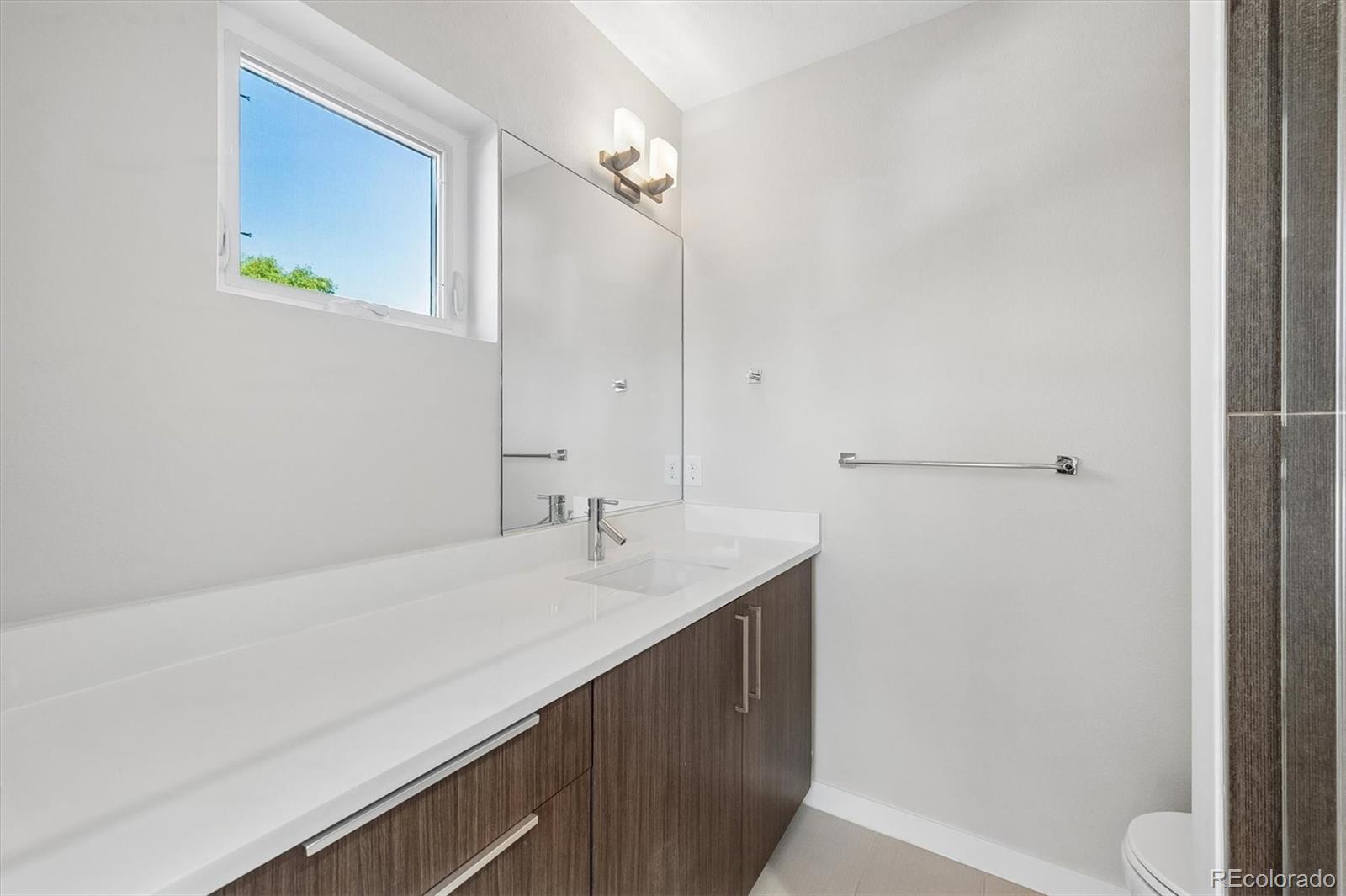 MLS Image #29 for 3215 s dahlia street,denver, Colorado