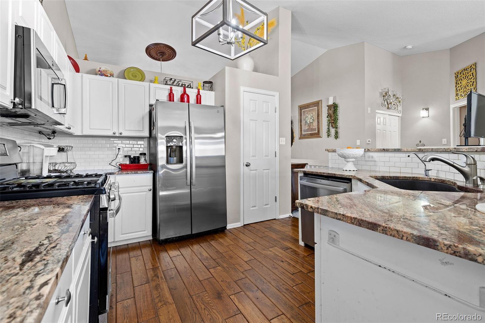 MLS Image #10 for 11504  oswego street,commerce city, Colorado