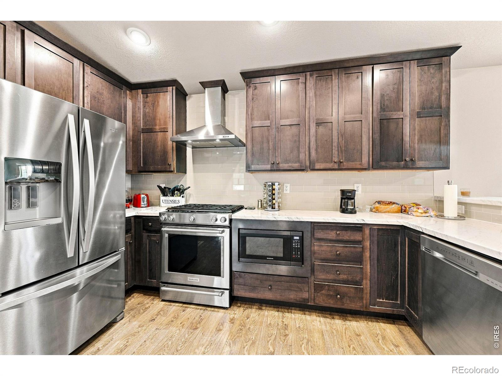 MLS Image #10 for 2433  shooting star way,evans, Colorado