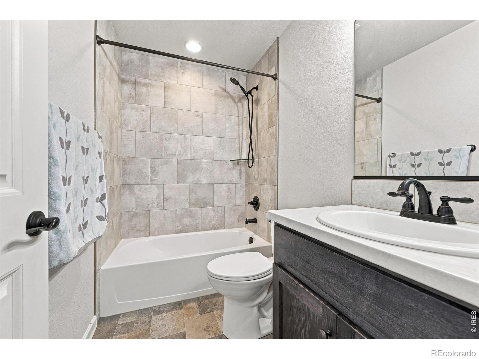MLS Image #19 for 2433  shooting star way,evans, Colorado