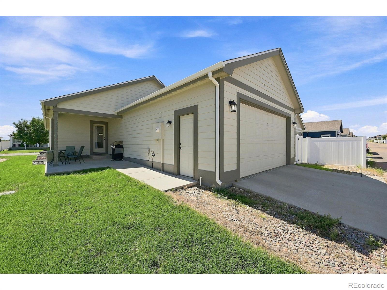 MLS Image #29 for 2433  shooting star way,evans, Colorado