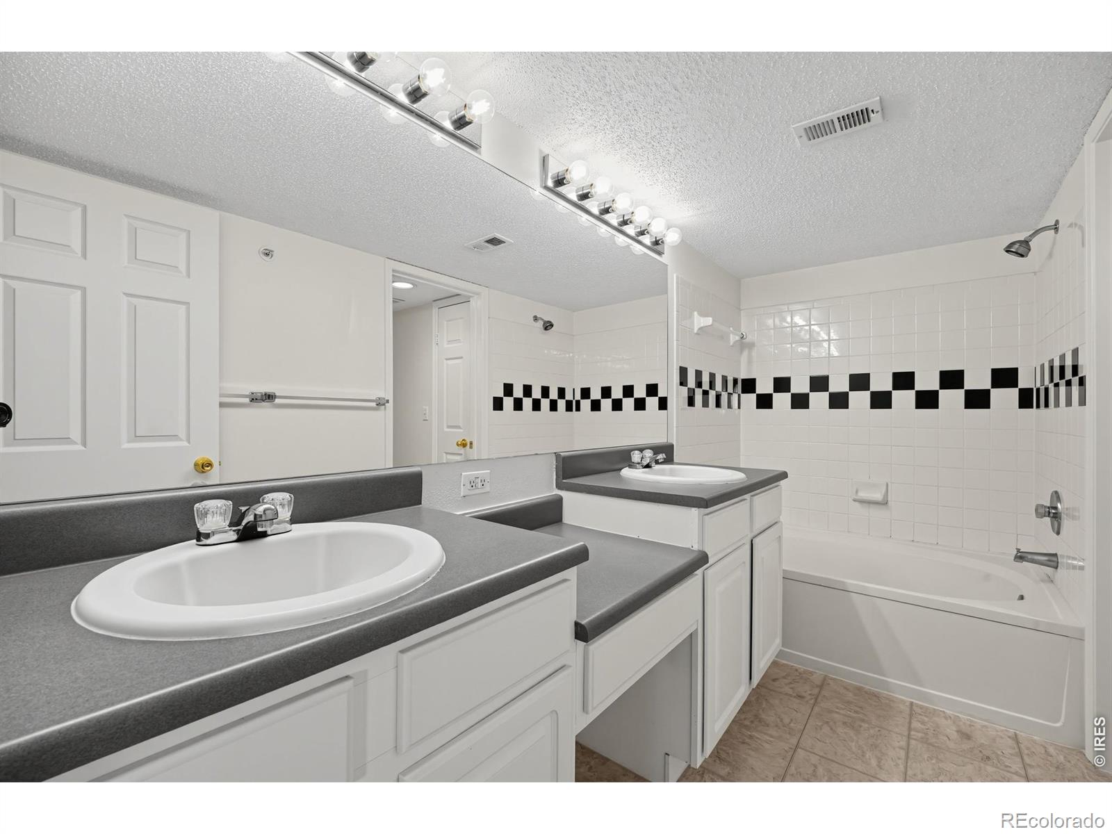 MLS Image #19 for 2086  concord lane,louisville, Colorado