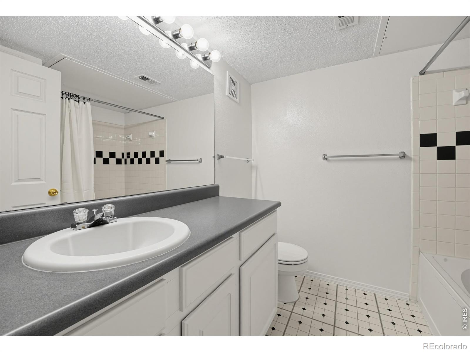 MLS Image #20 for 2086  concord lane,louisville, Colorado