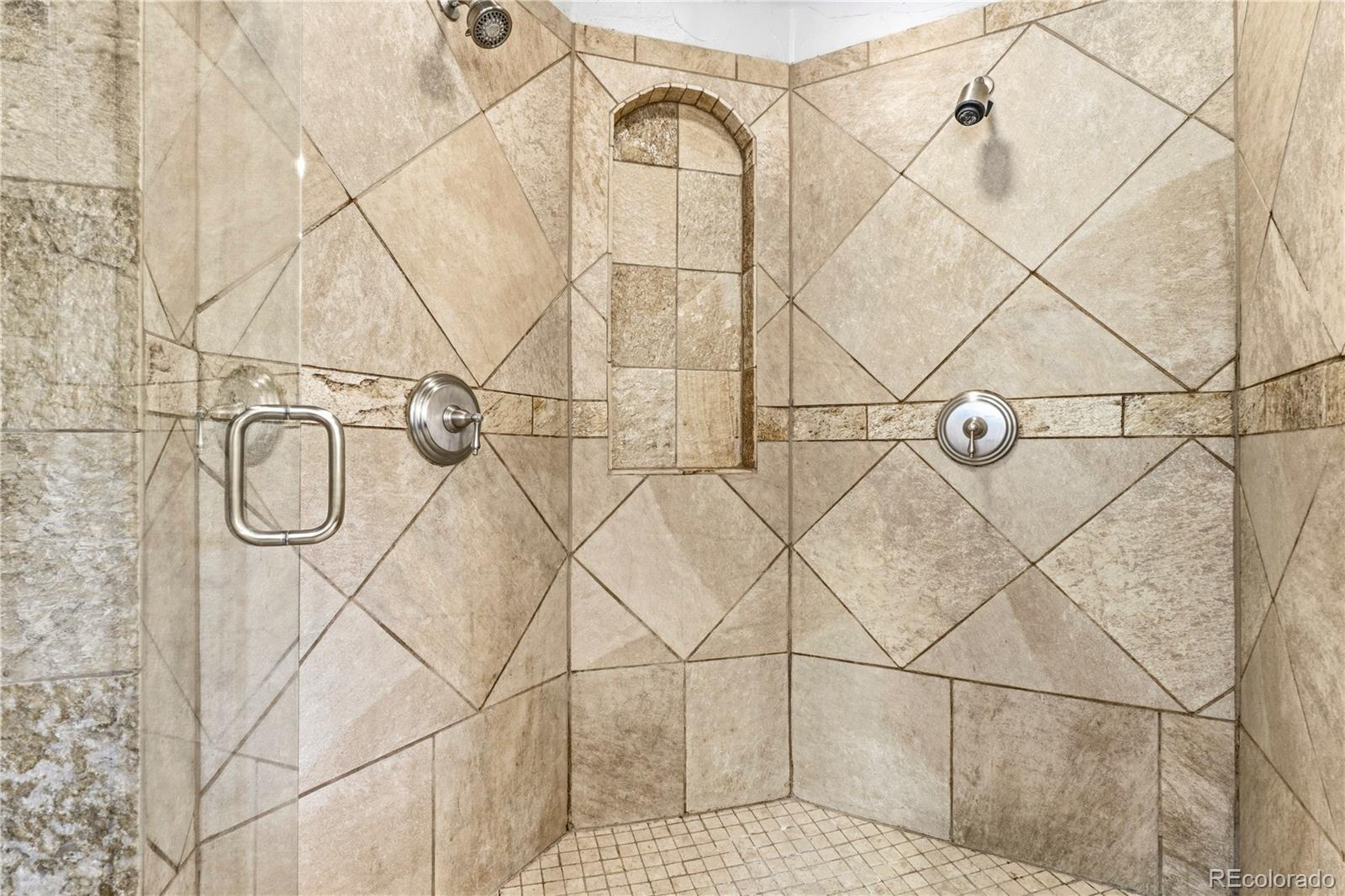 MLS Image #23 for 1325 s josephine street,denver, Colorado