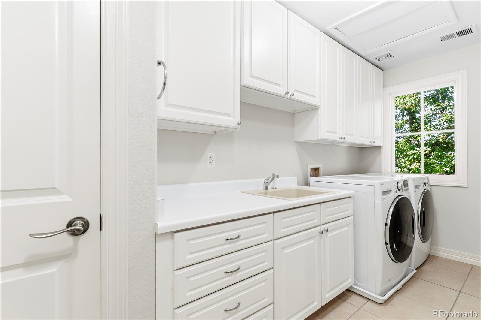 MLS Image #24 for 1325 s josephine street,denver, Colorado
