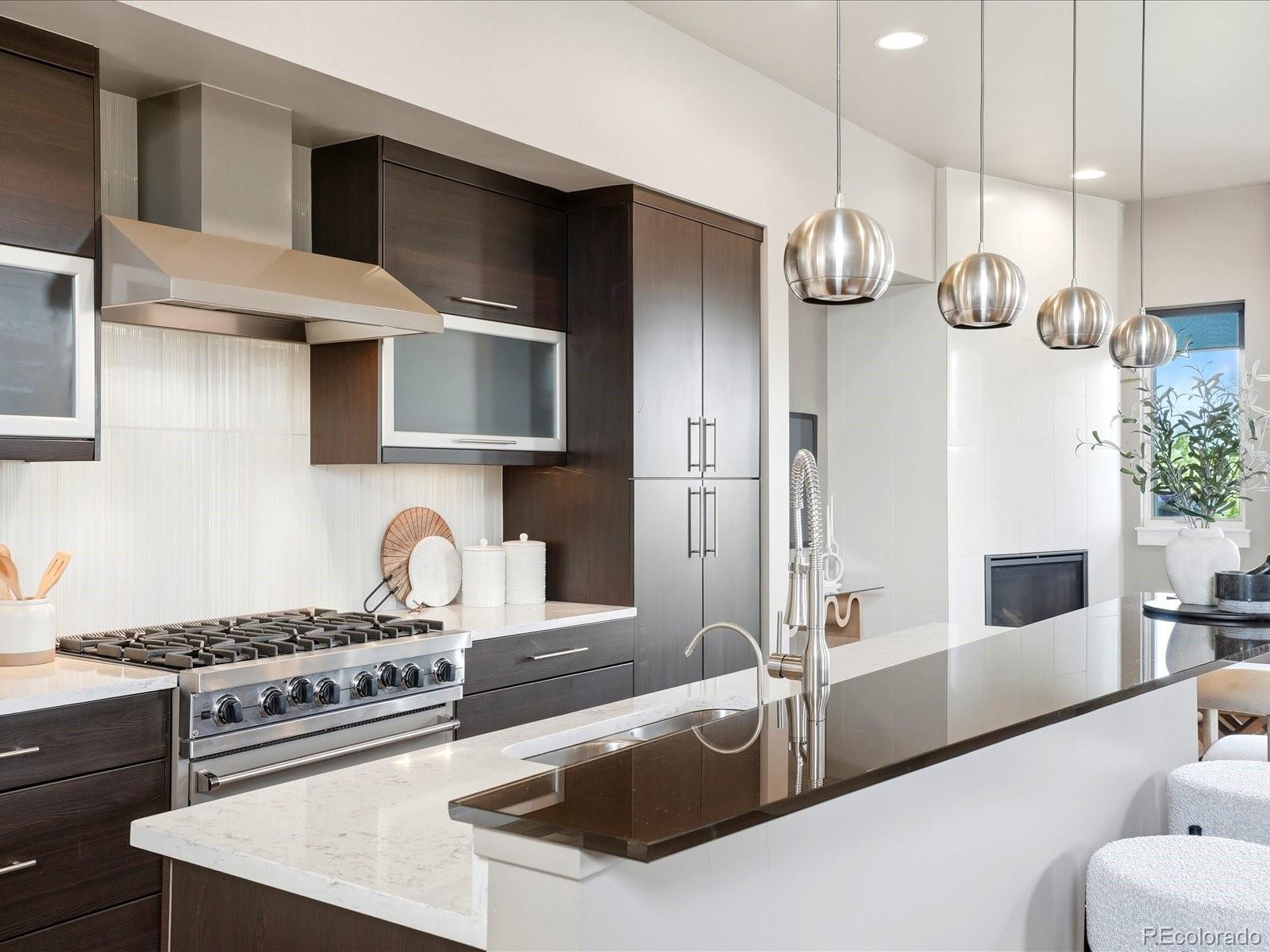 MLS Image #17 for 2501  bryant street,denver, Colorado