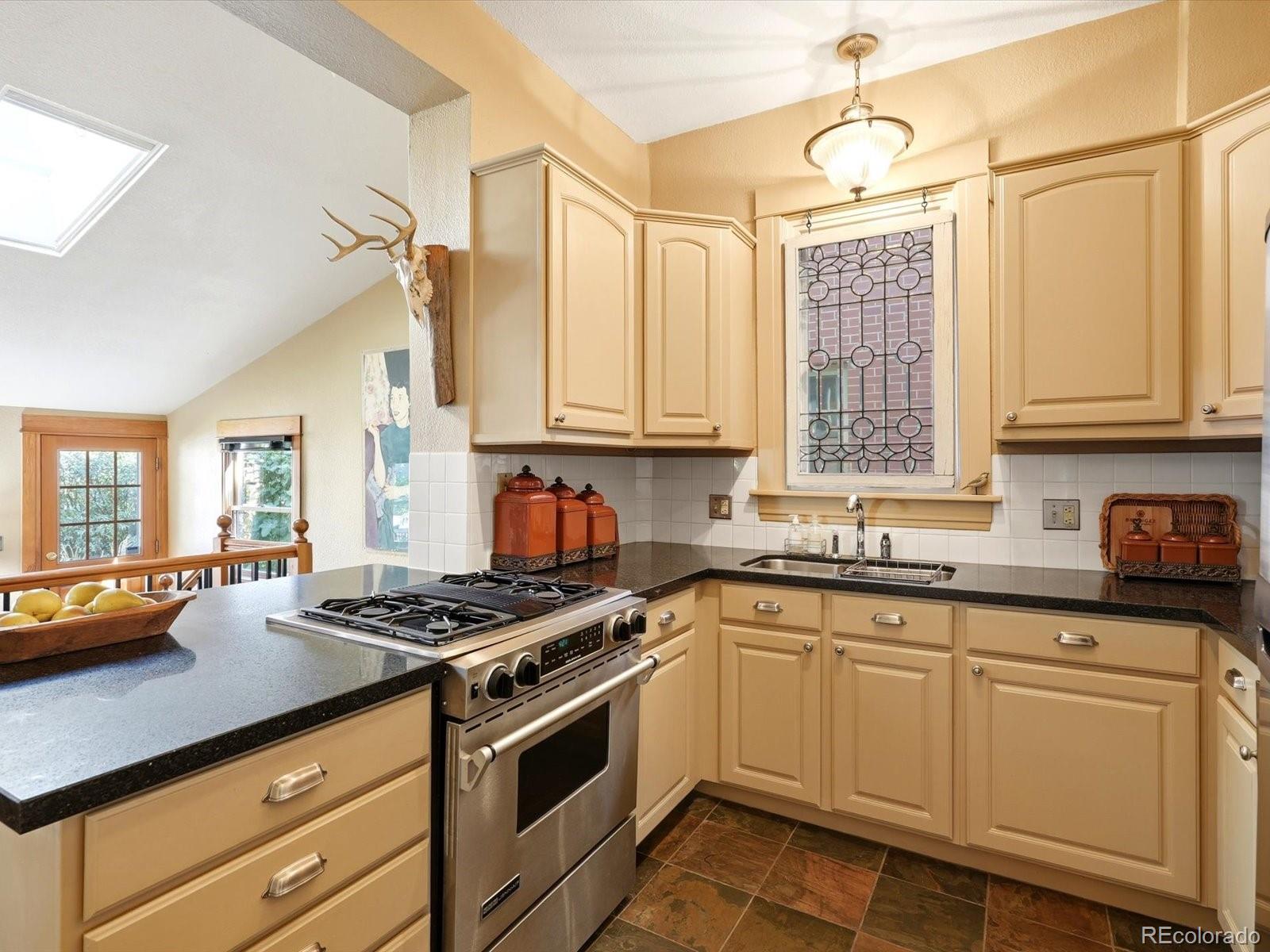 MLS Image #7 for 612 s pennsylvania street,denver, Colorado