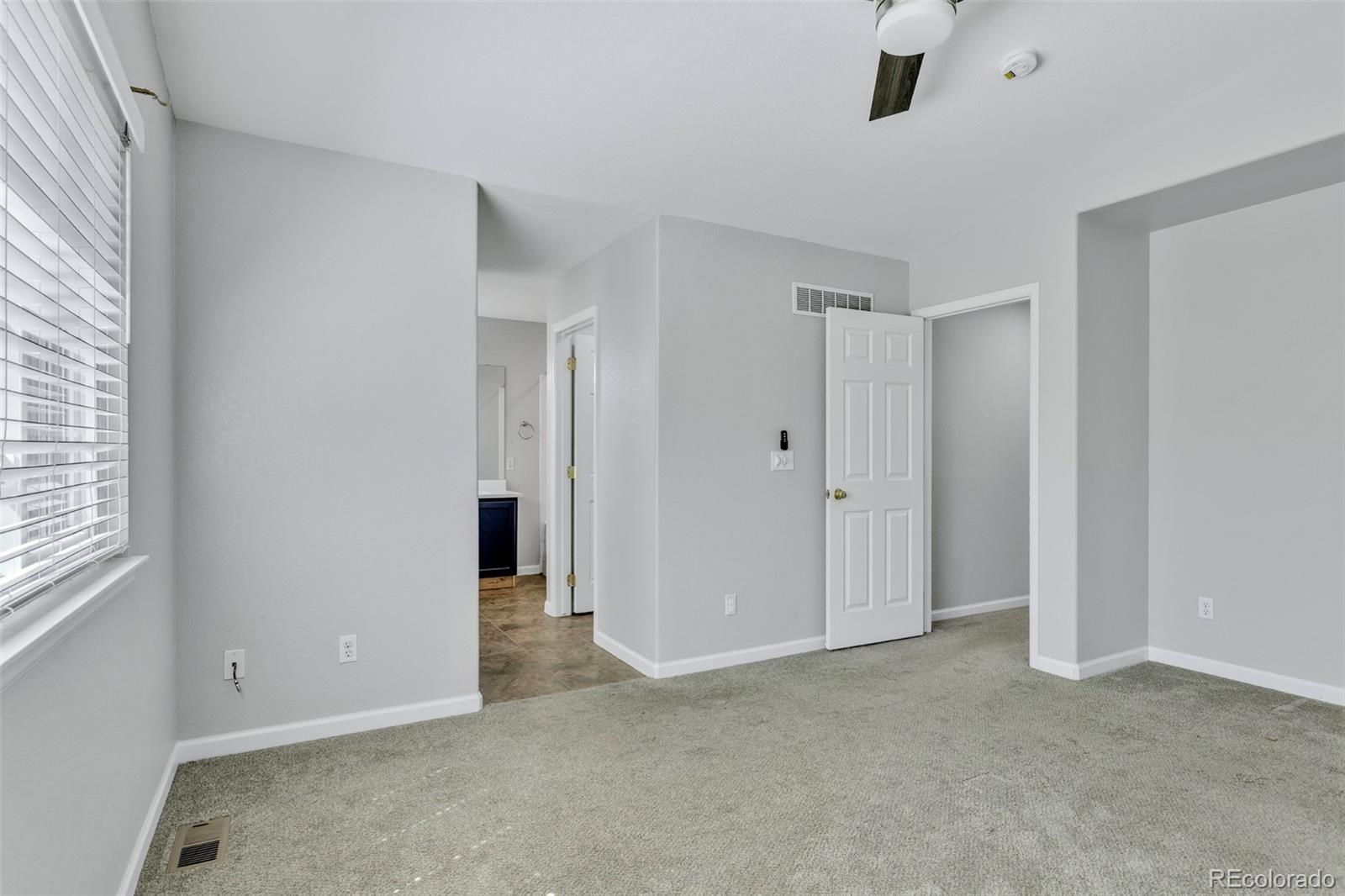MLS Image #11 for 18099 e orchard place,aurora, Colorado