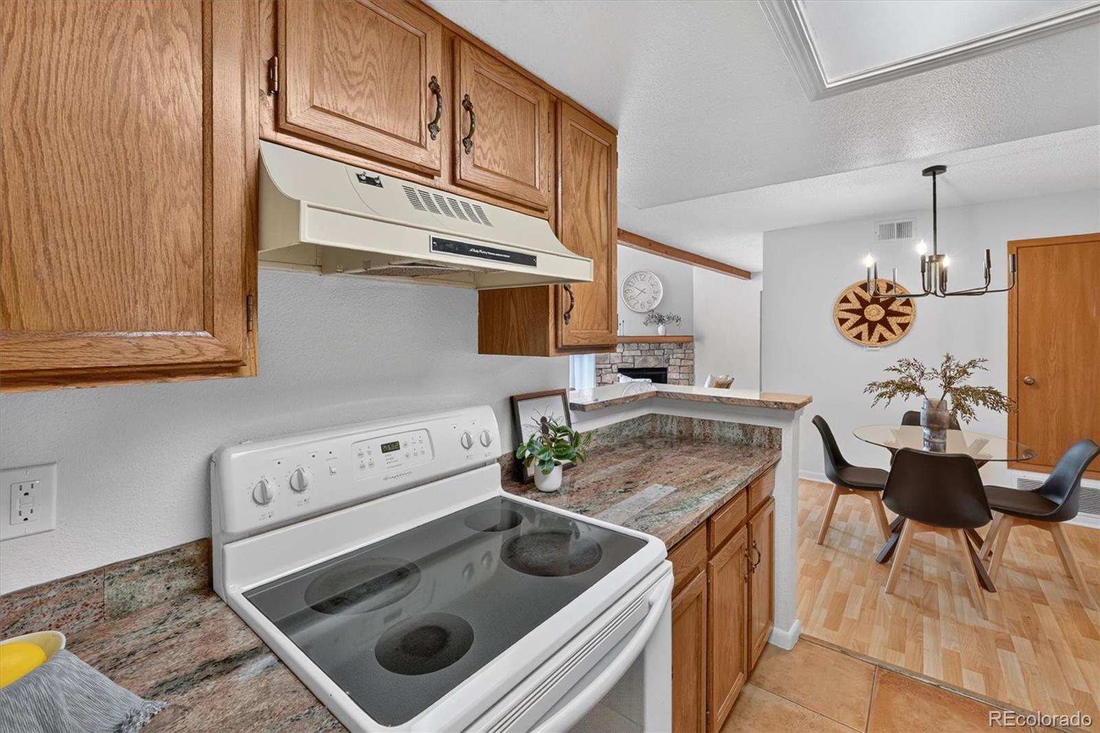 MLS Image #38 for 942 s walden street,aurora, Colorado