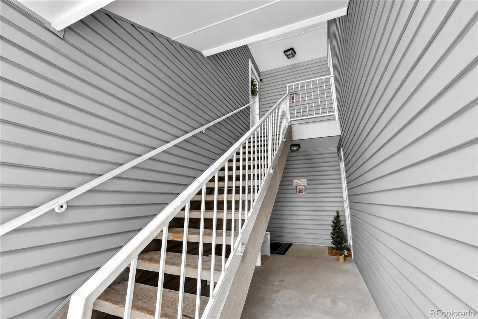 MLS Image #41 for 942 s walden street,aurora, Colorado