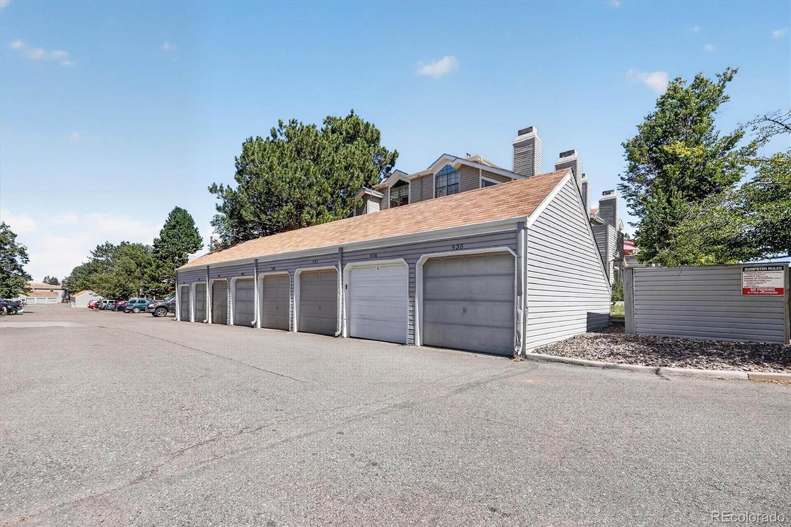 MLS Image #5 for 942 s walden street,aurora, Colorado