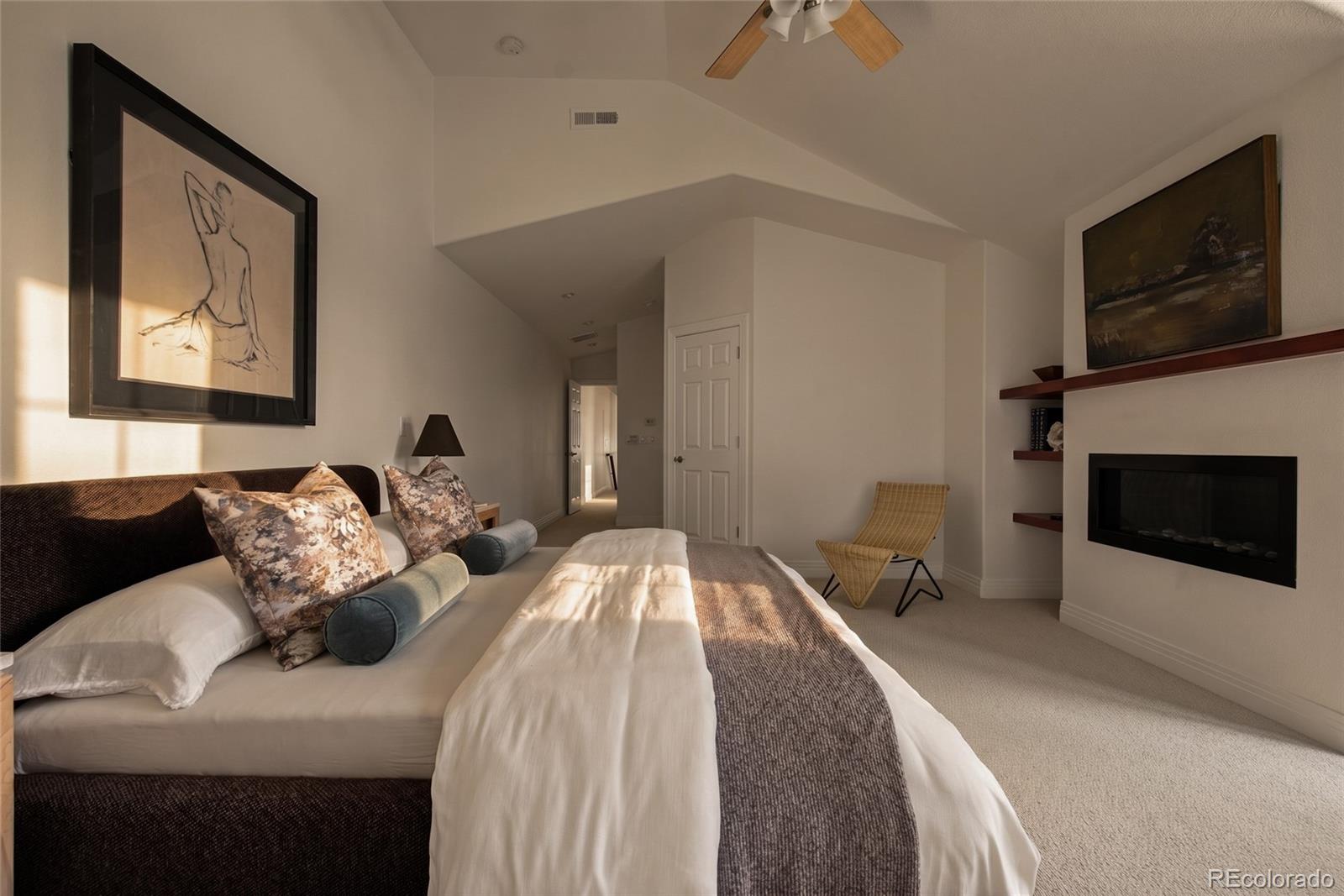 MLS Image #23 for 540  steele street,denver, Colorado