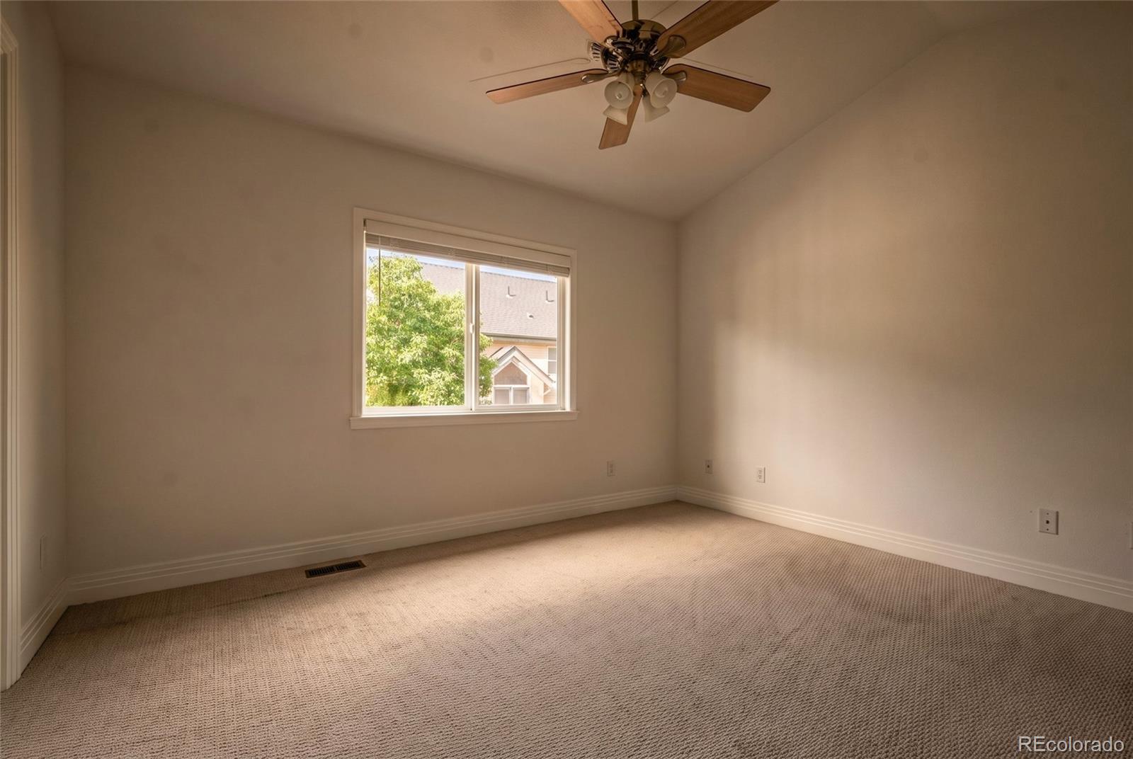 MLS Image #33 for 540  steele street,denver, Colorado