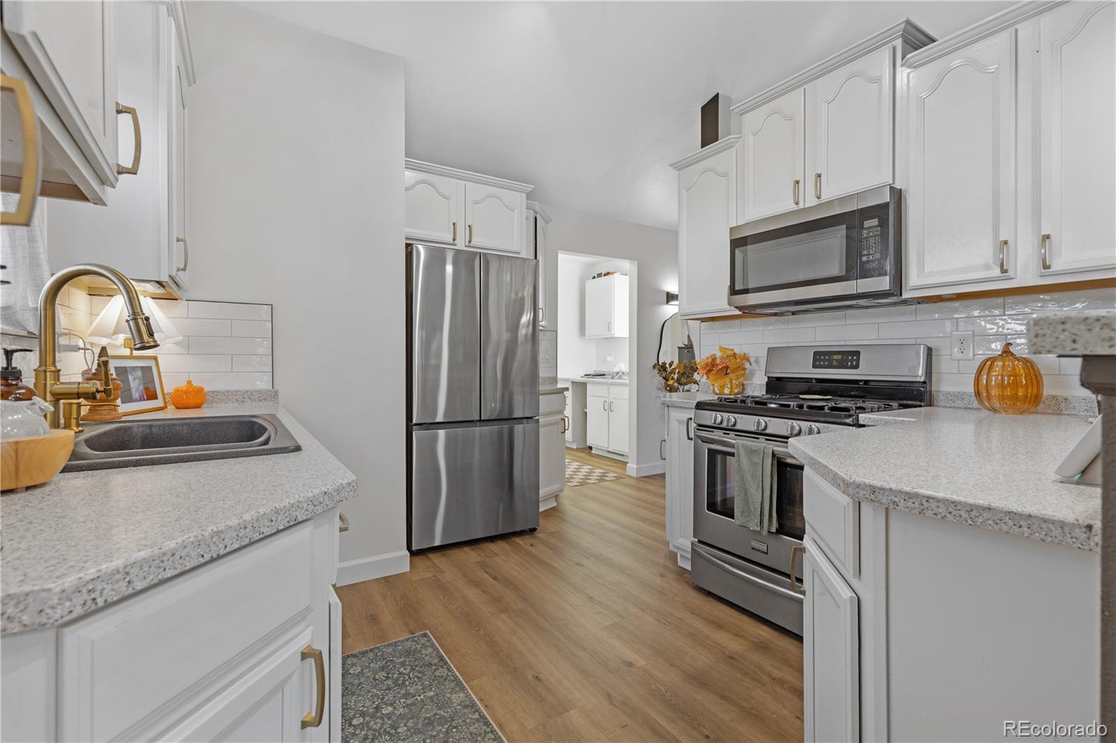 MLS Image #12 for 1622  40th street court,evans, Colorado