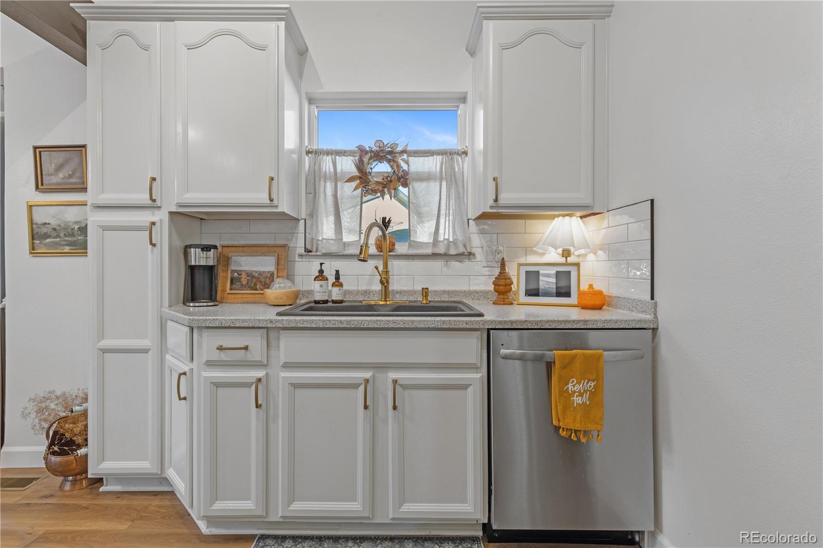 MLS Image #13 for 1622  40th street court,evans, Colorado