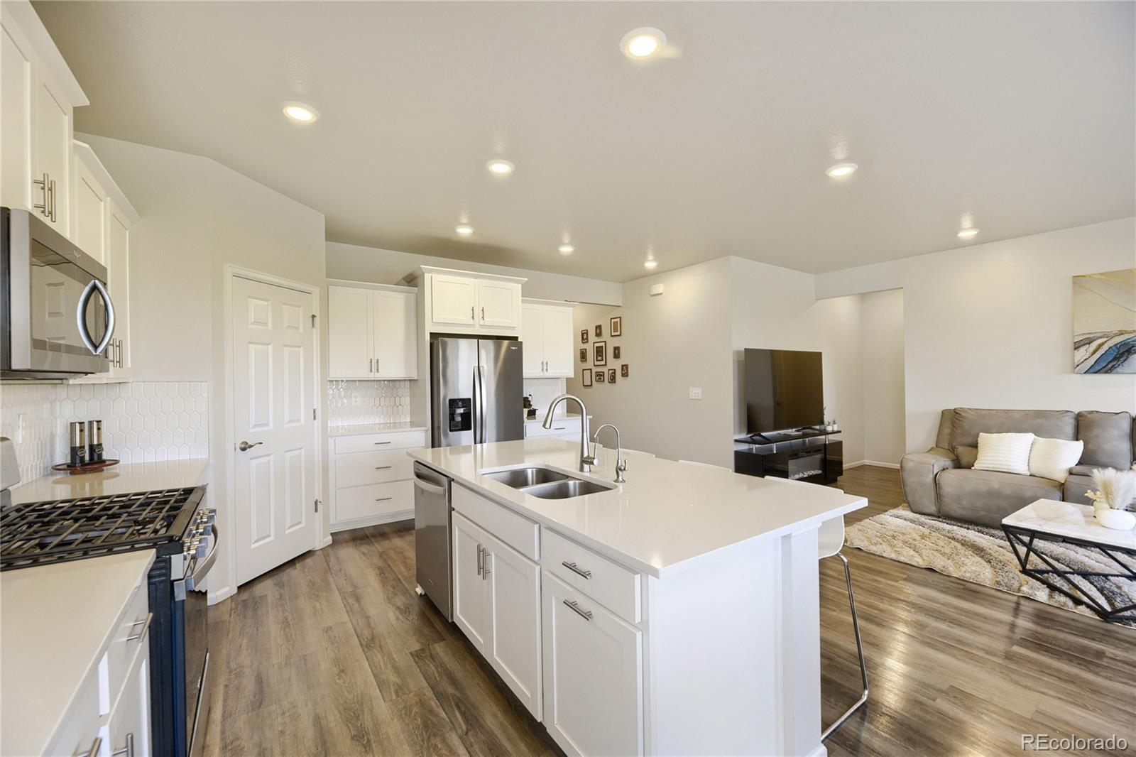 MLS Image #4 for 24018 e atlantic place,aurora, Colorado
