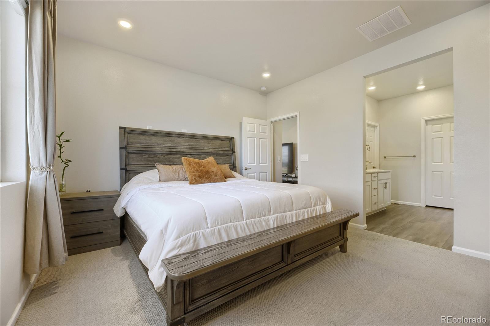MLS Image #9 for 24018 e atlantic place,aurora, Colorado