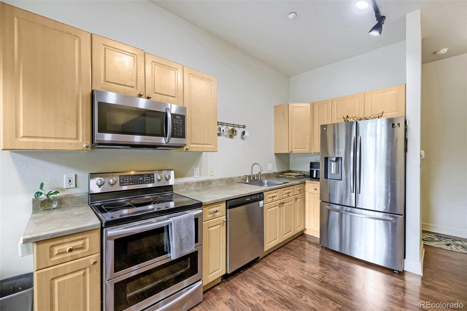 MLS Image #10 for 5677 s park place d105,greenwood village, Colorado