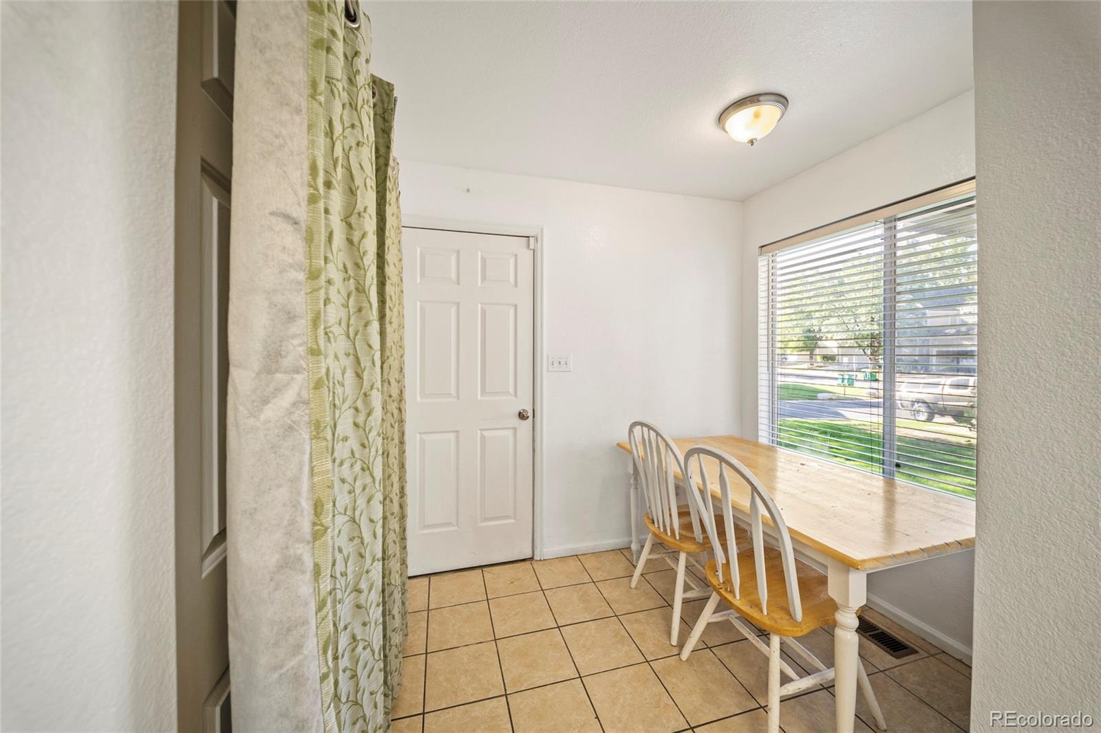 MLS Image #13 for 6340  yank court a,arvada, Colorado