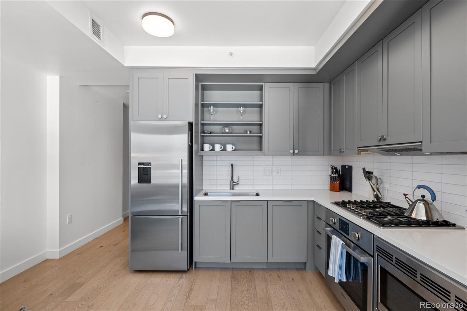 MLS Image #11 for 1750  wewatta street,denver, Colorado