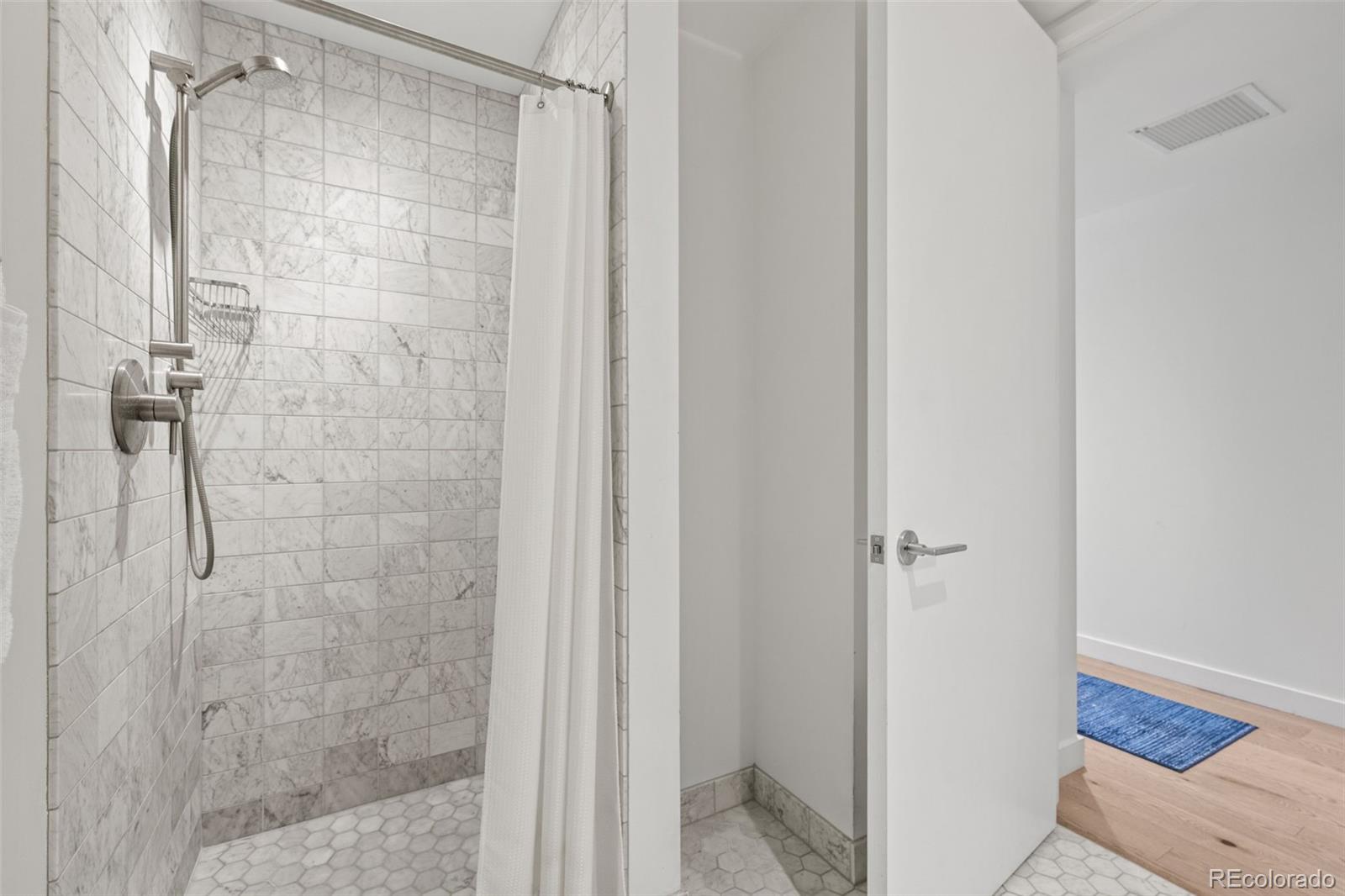 MLS Image #16 for 1750  wewatta street,denver, Colorado