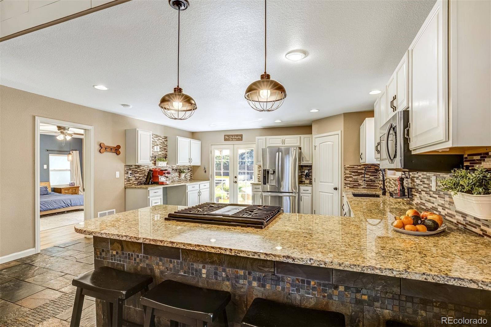 MLS Image #10 for 23 w brookside street,colorado springs, Colorado