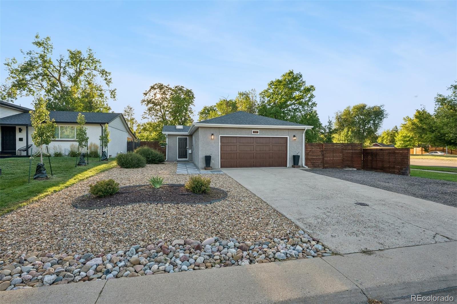 MLS Image #32 for 301 s krameria street,denver, Colorado