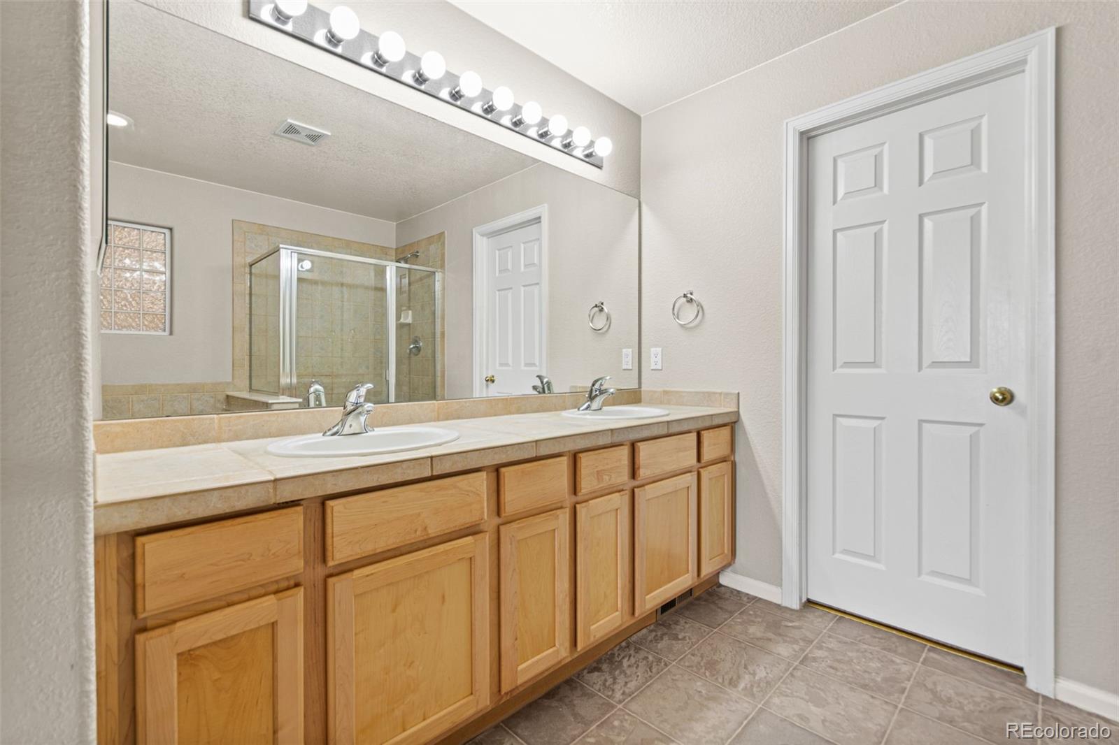 MLS Image #25 for 1433 s emporia court,aurora, Colorado
