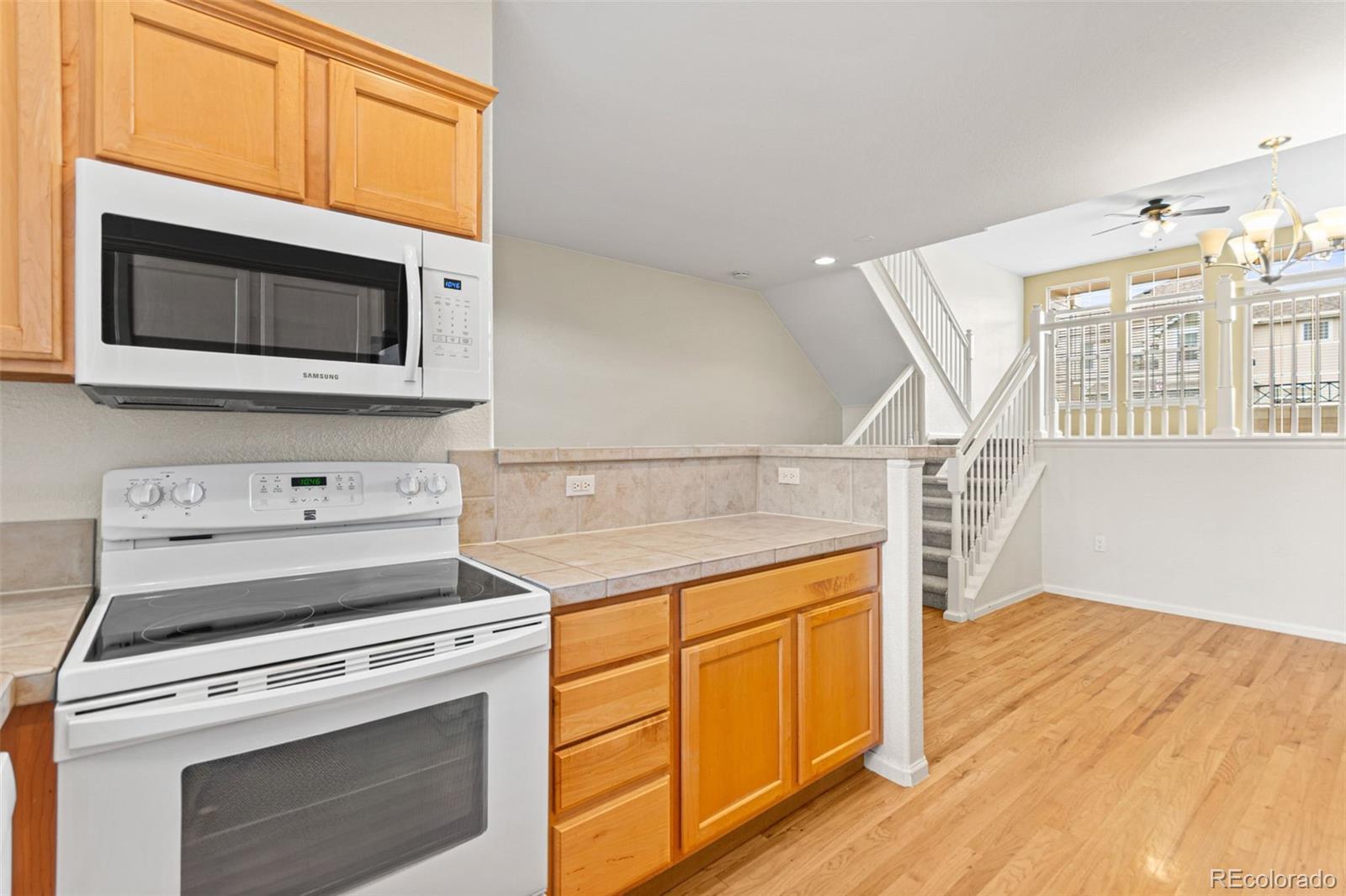 MLS Image #4 for 1433 s emporia court,aurora, Colorado