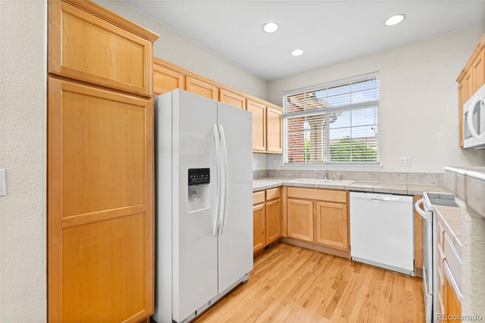 MLS Image #6 for 1433 s emporia court,aurora, Colorado