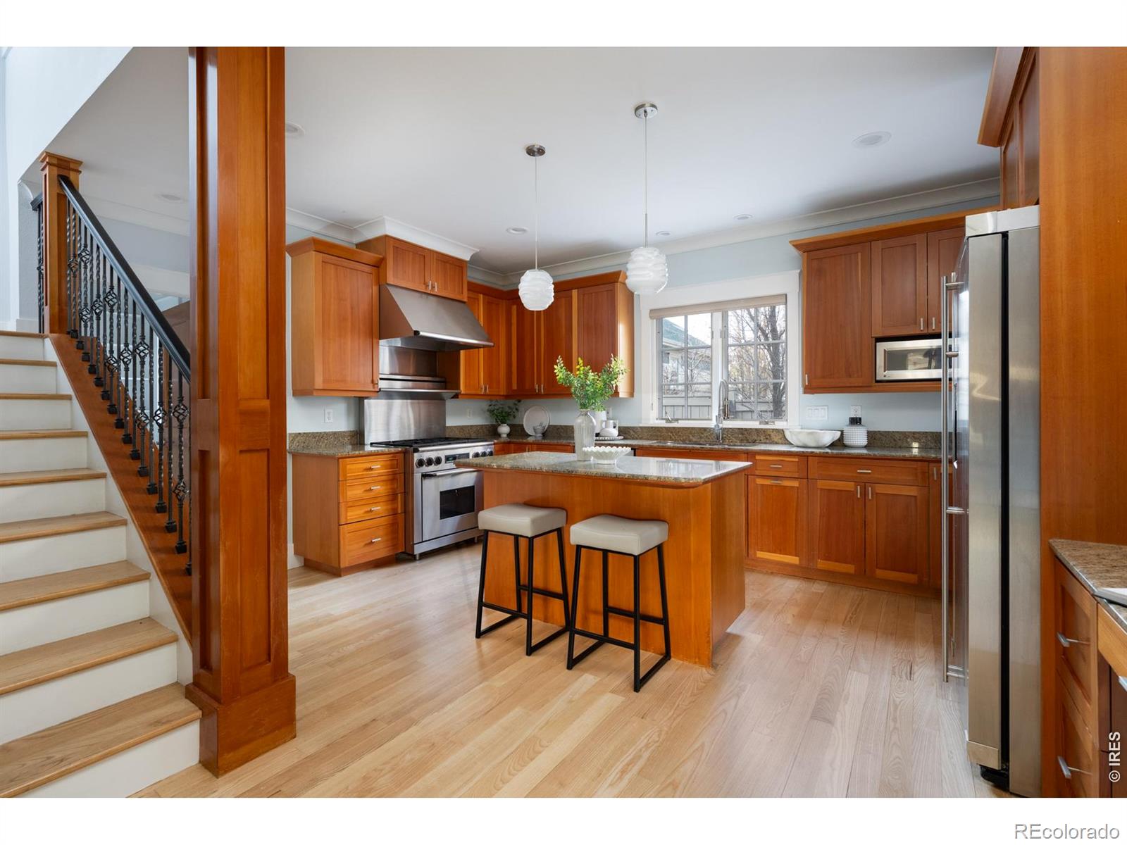 MLS Image #6 for 901  terrace circle,boulder, Colorado