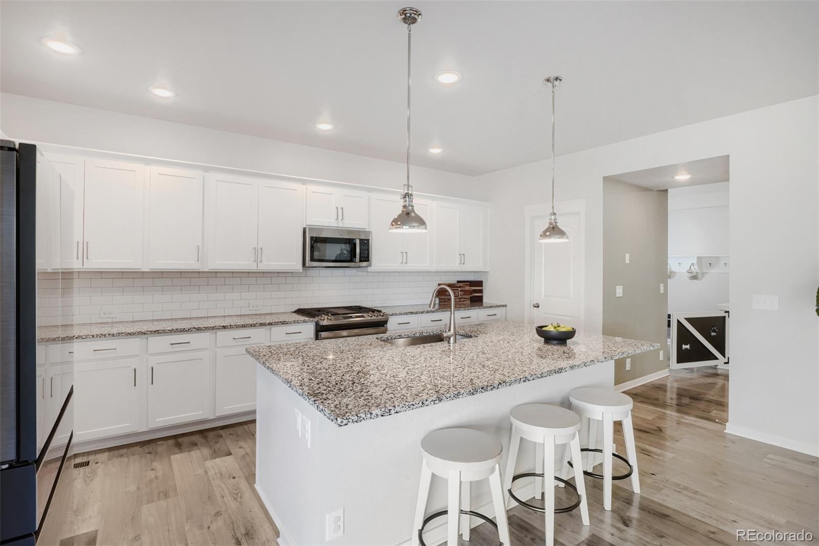 MLS Image #8 for 920  plum creek court,brighton, Colorado