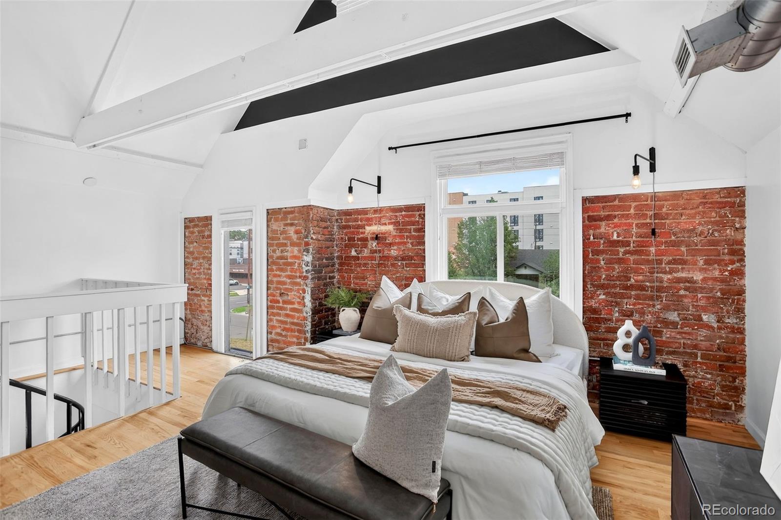 MLS Image #17 for 1763  vine street,denver, Colorado
