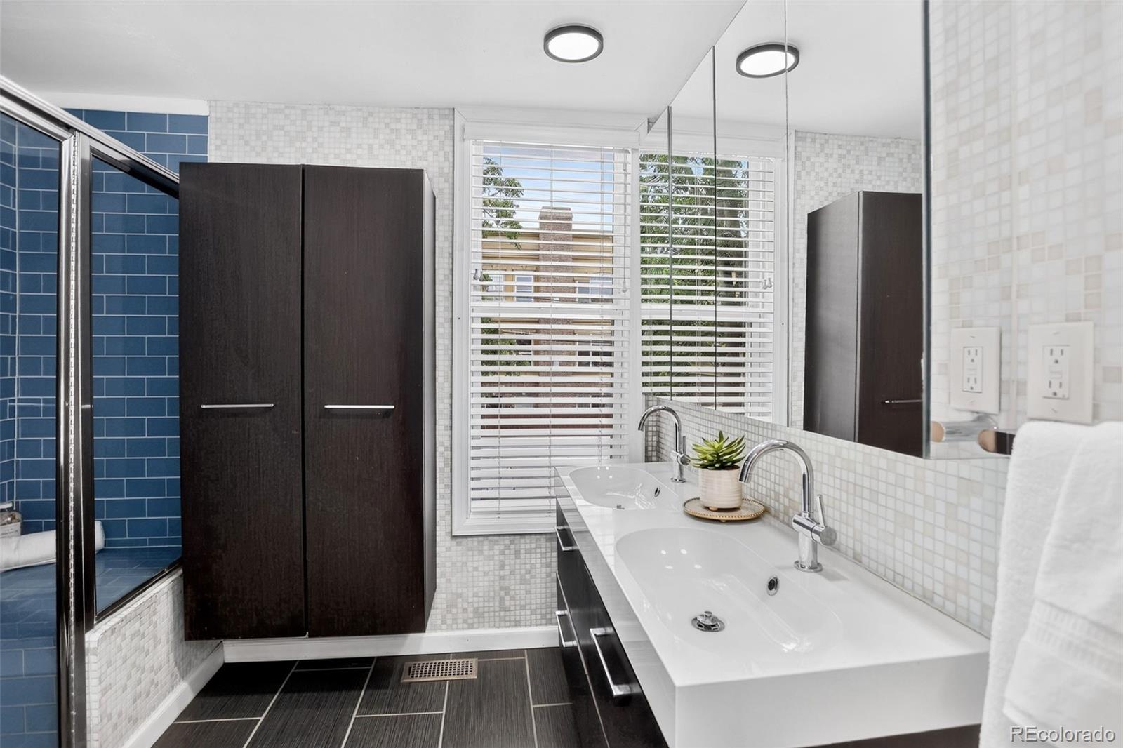 MLS Image #19 for 1763  vine street,denver, Colorado