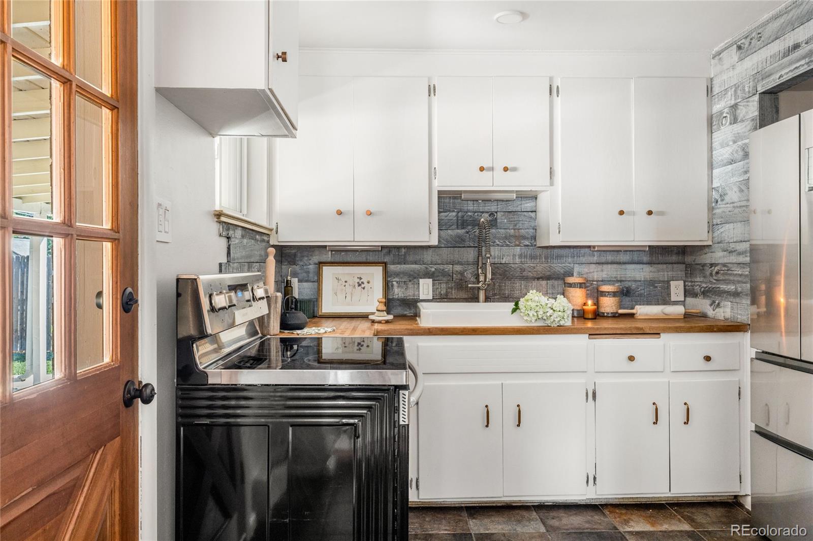 MLS Image #16 for 8087 w 17th avenue,denver, Colorado
