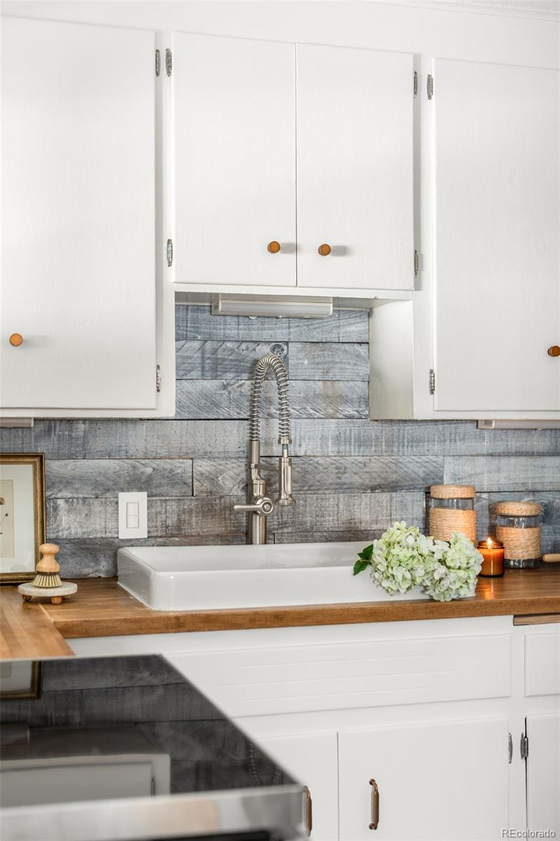 MLS Image #18 for 8087 w 17th avenue,denver, Colorado