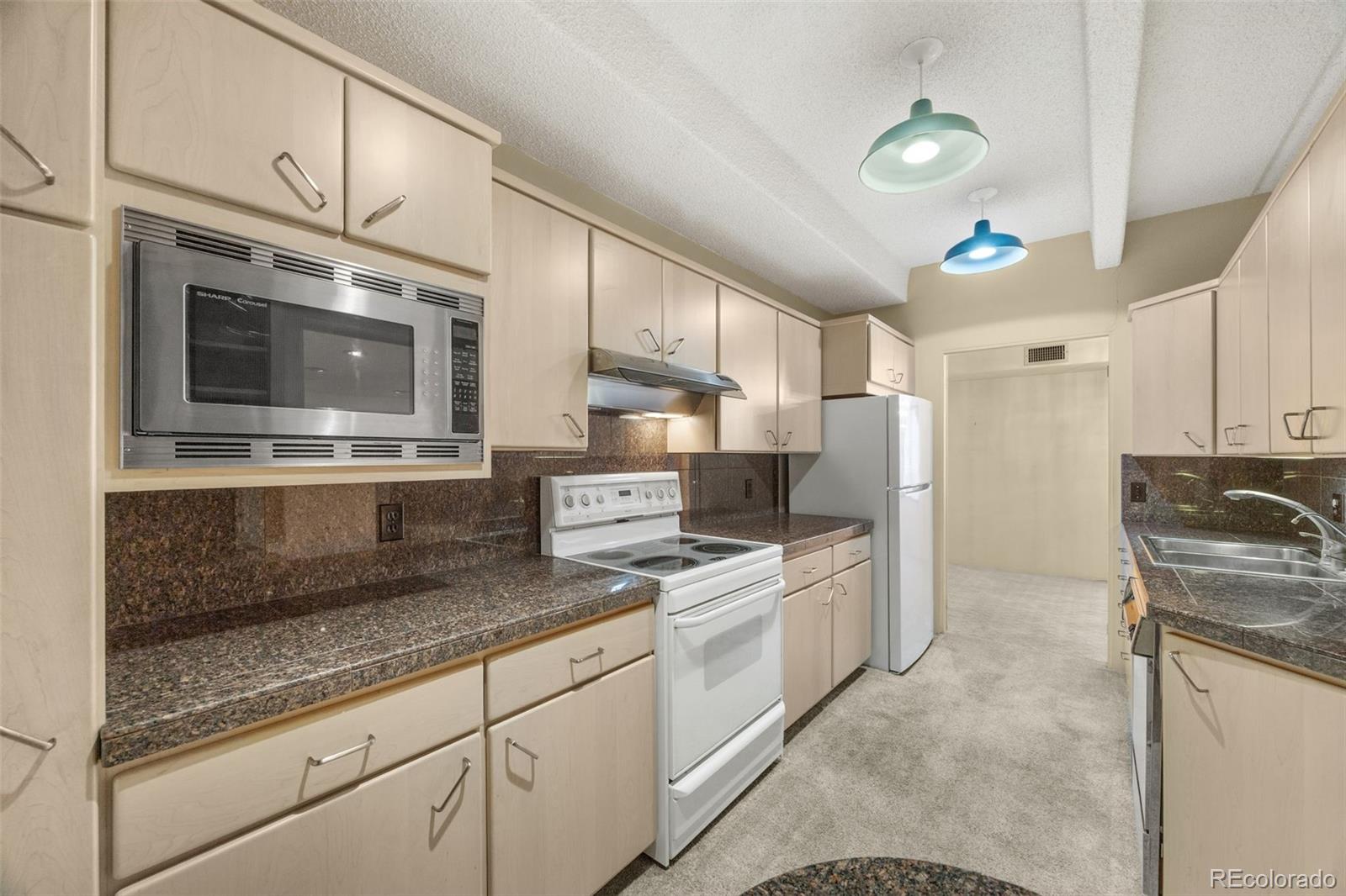 MLS Image #8 for 7865 e mississippi avenue,denver, Colorado