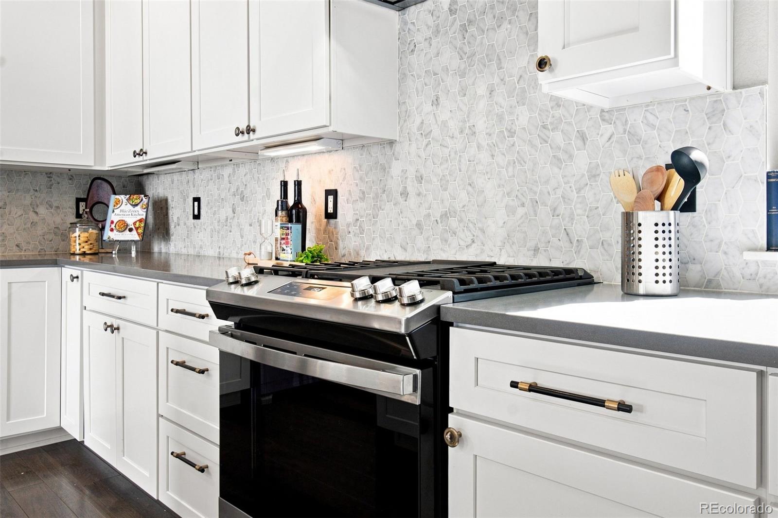MLS Image #7 for 2432 n washington street ,denver, Colorado
