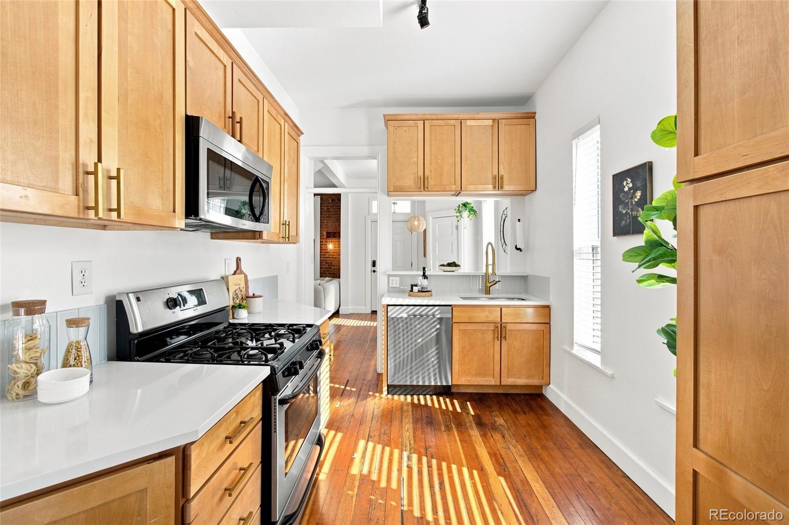 MLS Image #13 for 2909  glenarm place,denver, Colorado