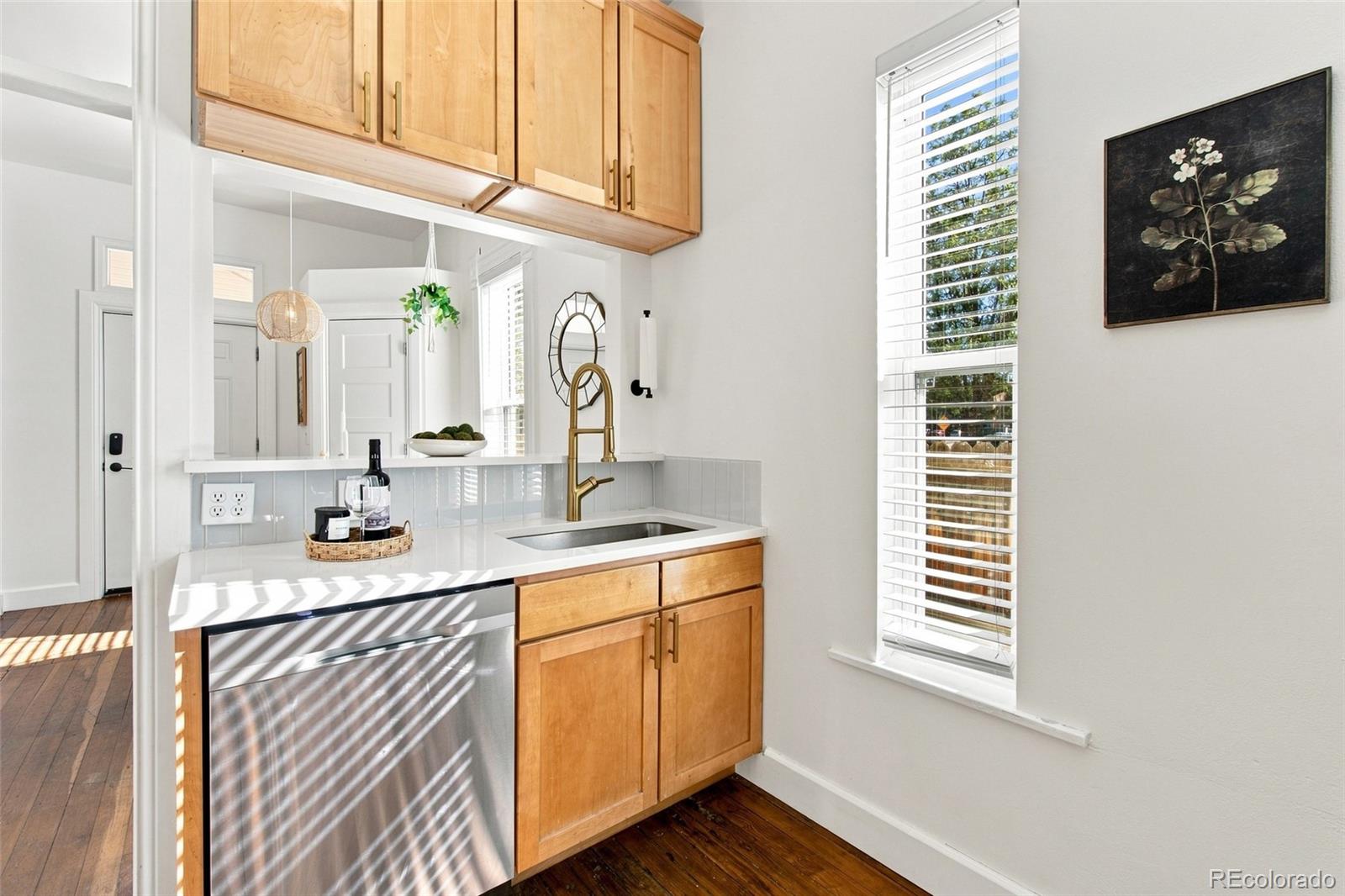 MLS Image #14 for 2909  glenarm place,denver, Colorado