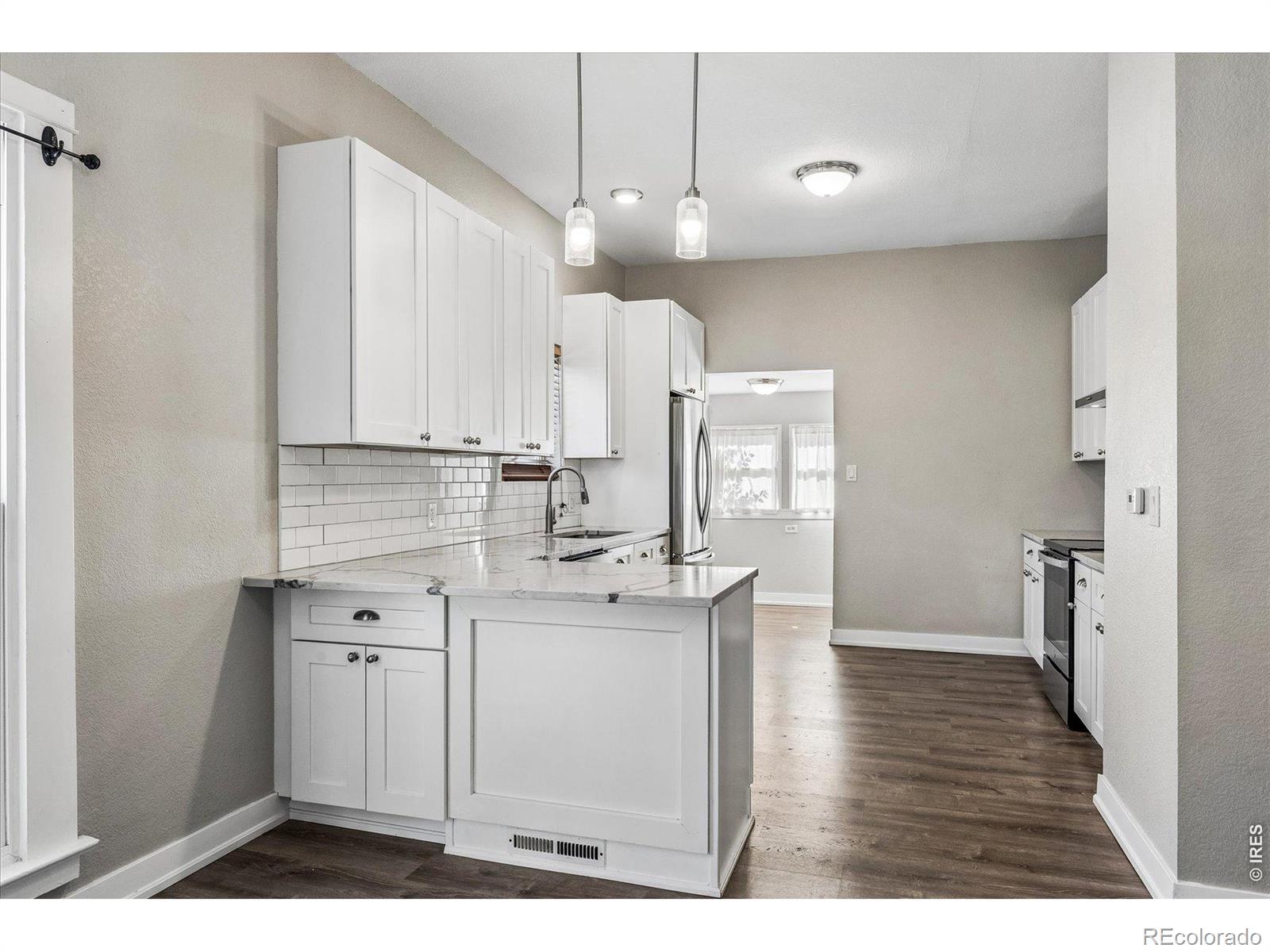 MLS Image #11 for 2300 s gilpin street,denver, Colorado