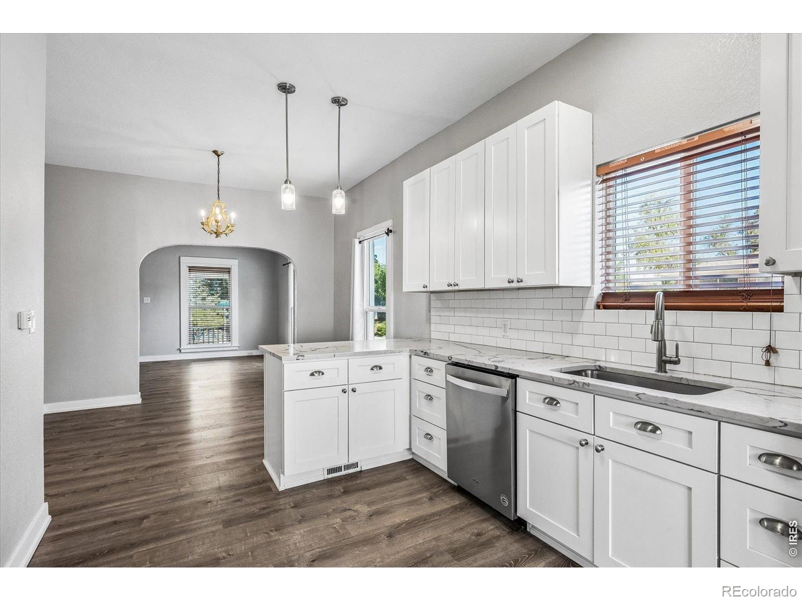 MLS Image #16 for 2300 s gilpin street,denver, Colorado
