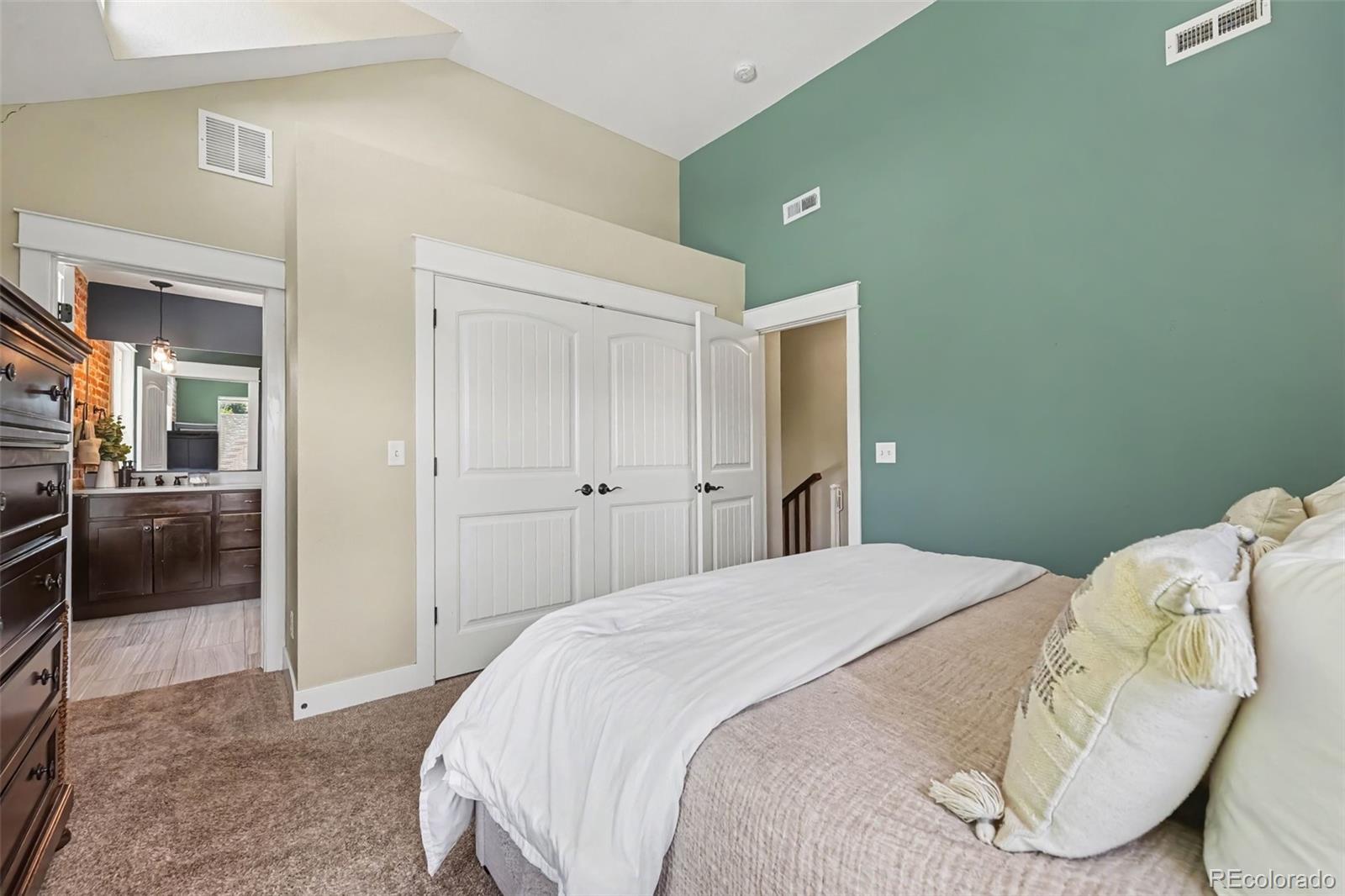 MLS Image #13 for 3002 n gilpin street,denver, Colorado