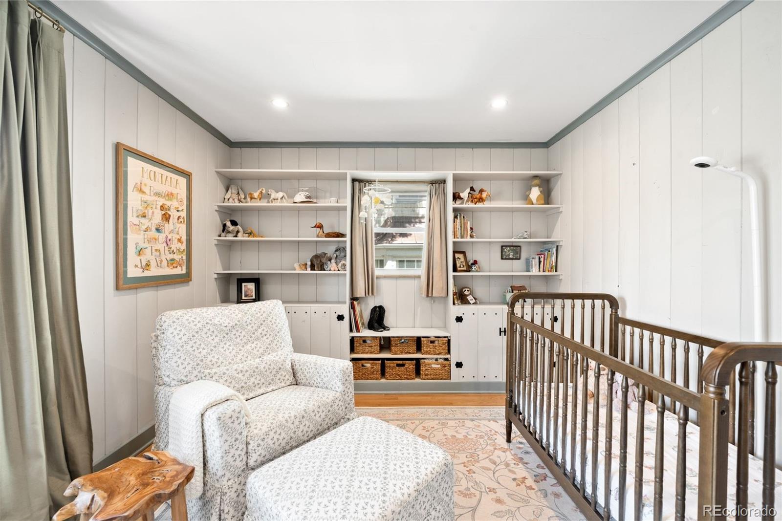 MLS Image #19 for 1130 n monaco parkway,denver, Colorado