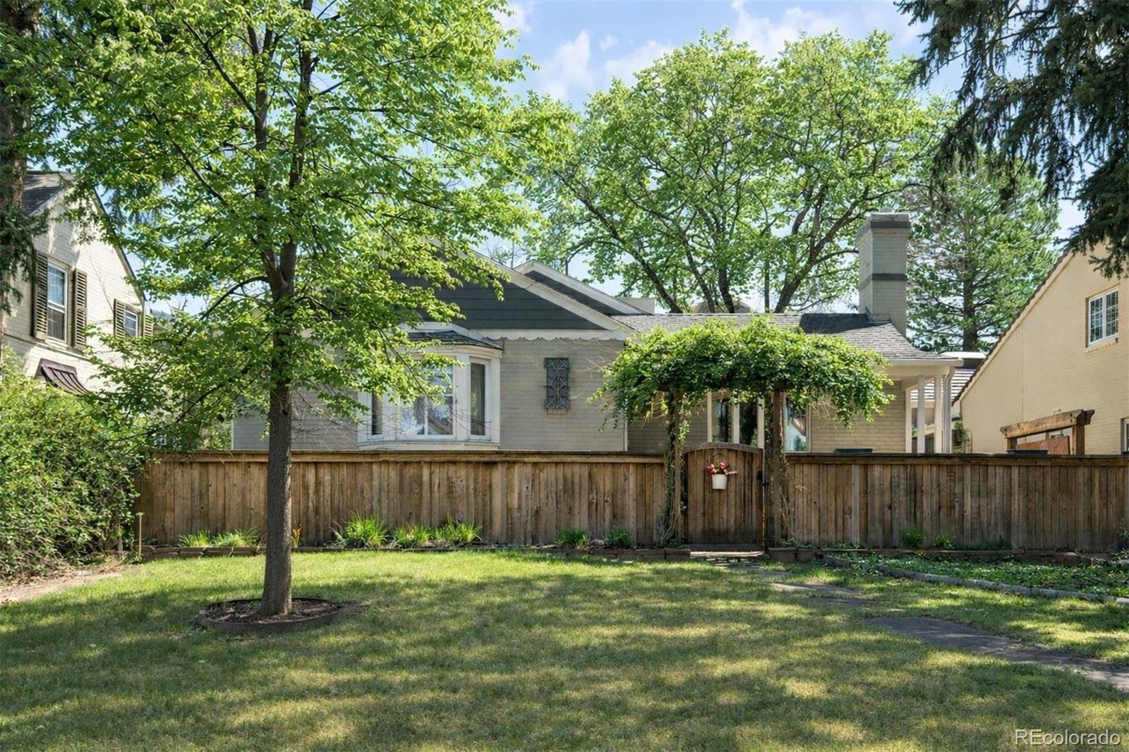 MLS Image #31 for 1130 n monaco parkway,denver, Colorado