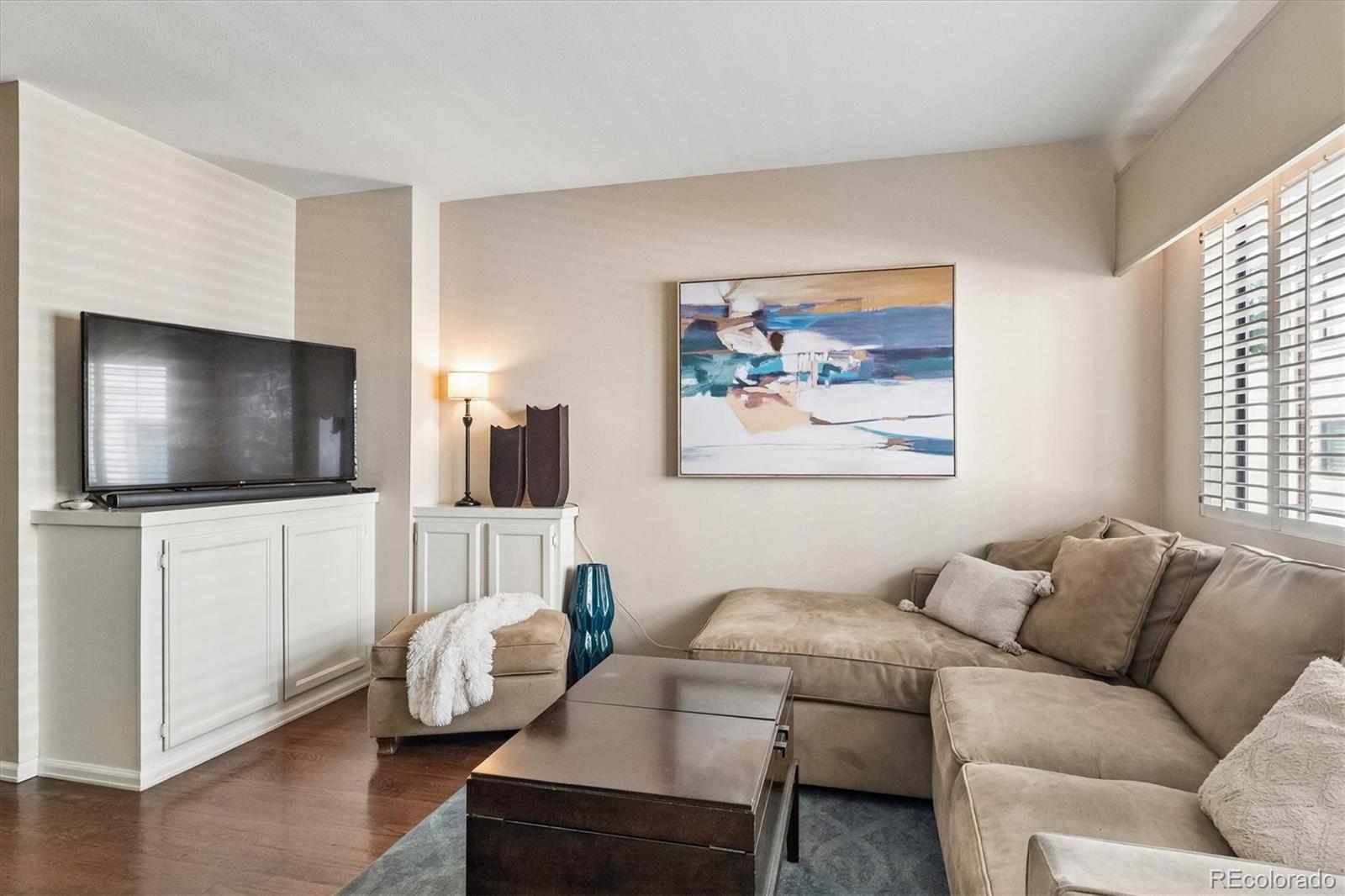MLS Image #13 for 475  columbine street,denver, Colorado