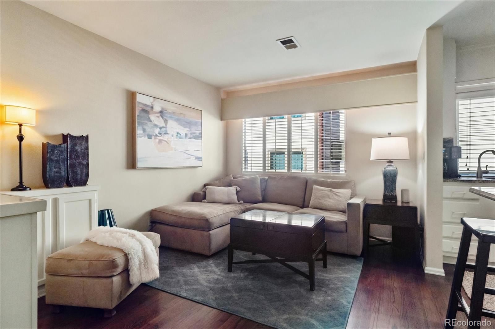 MLS Image #14 for 475  columbine street,denver, Colorado
