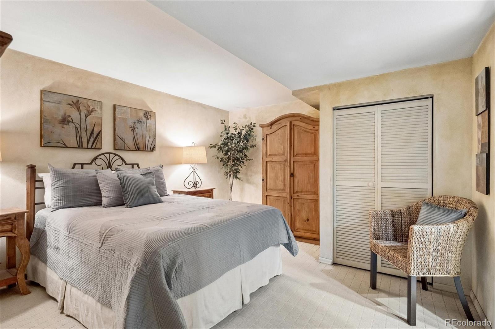 MLS Image #27 for 475  columbine street,denver, Colorado
