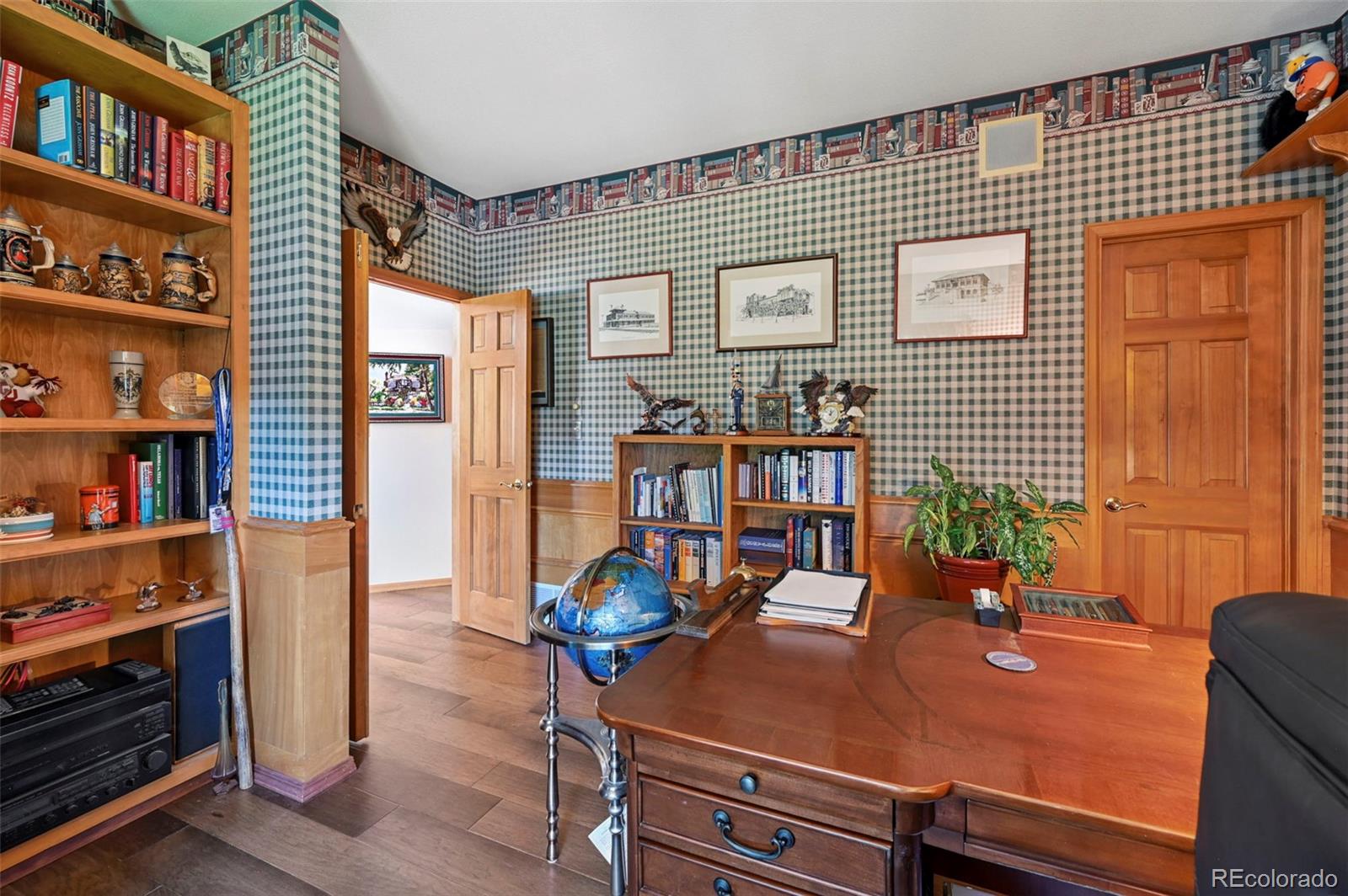 MLS Image #11 for 2527  craycroft drive,colorado springs, Colorado